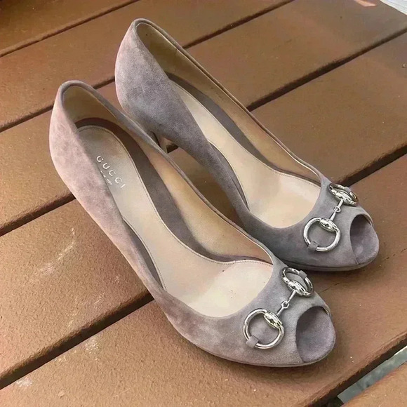 Authentic GUCCI horsebit heels size 40 - Picture 12 of 16